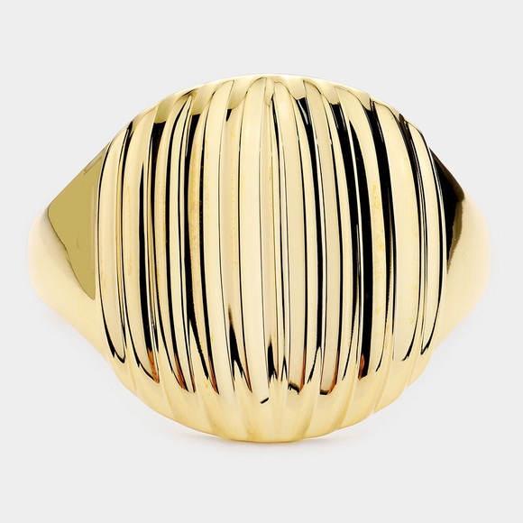 Gold Bangles Bracelet - Picture 1 of 2